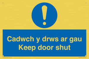 Cadwch y drws ar gau Keep door shut